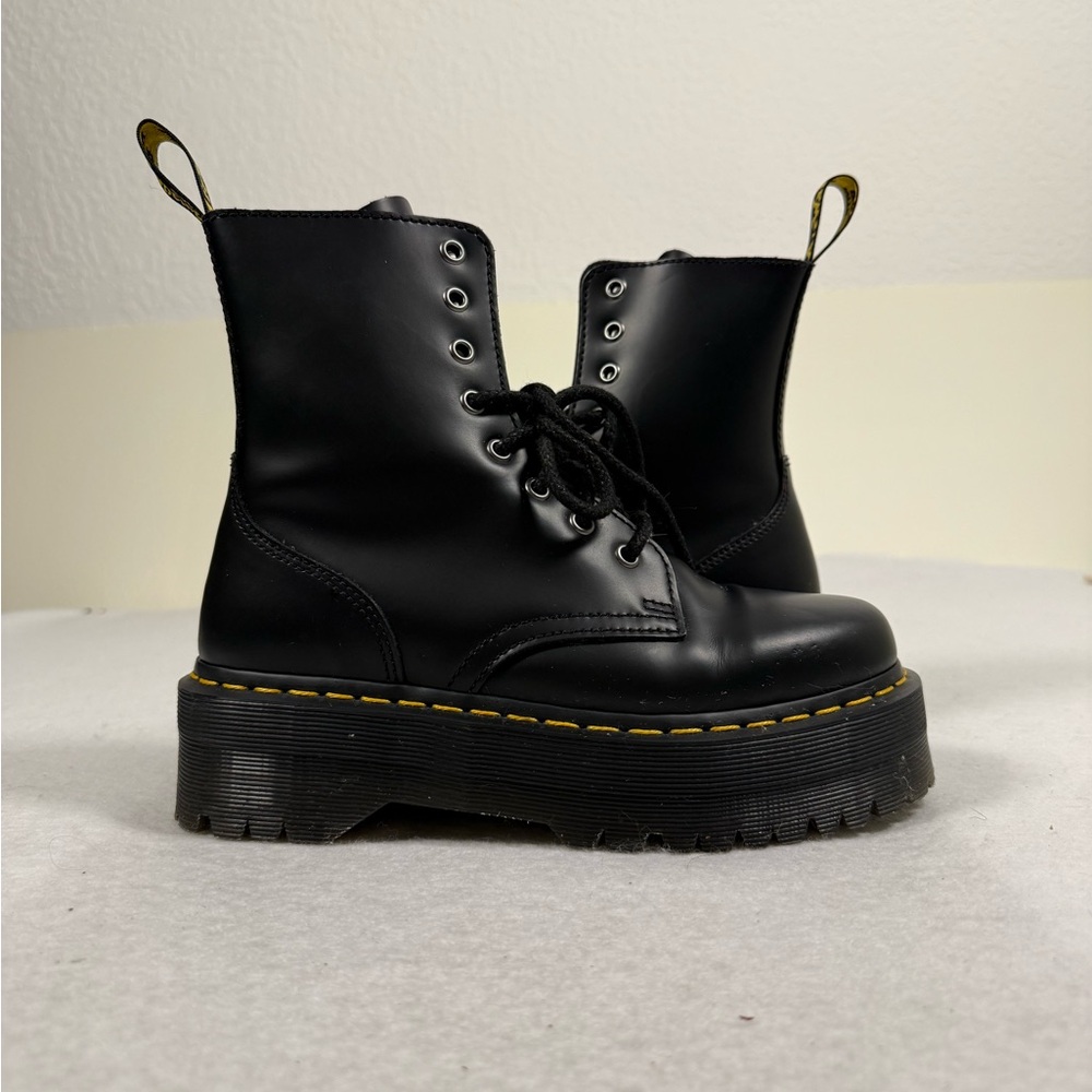 Dr. Martens Jadon Boot Smooth Leather Platforms